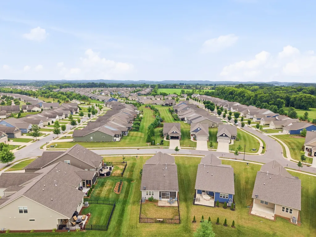 1402 Cannon Lane Spring Hill TN 37174