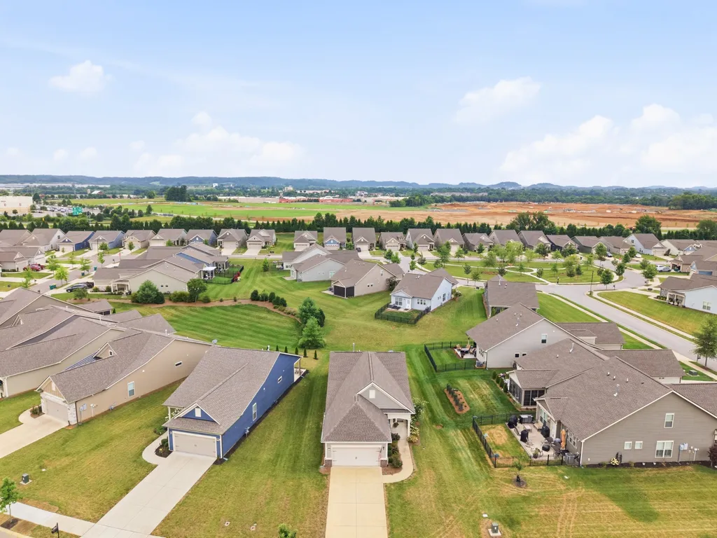 1402 Cannon Lane Spring Hill TN 37174