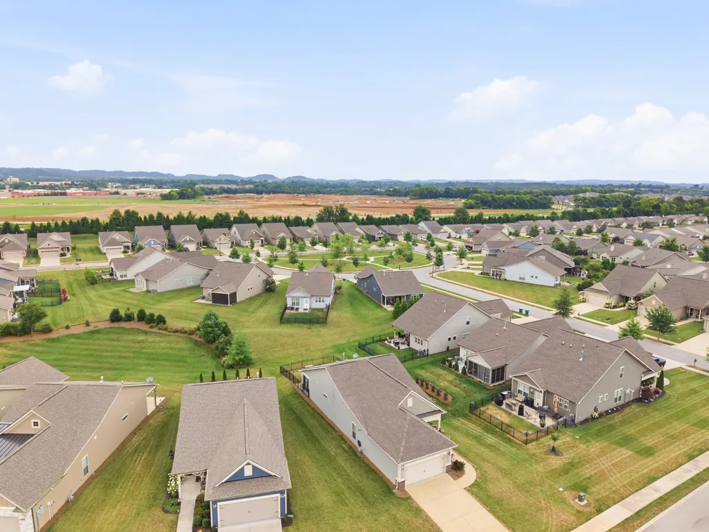 1402 Cannon Lane Spring Hill TN 37174