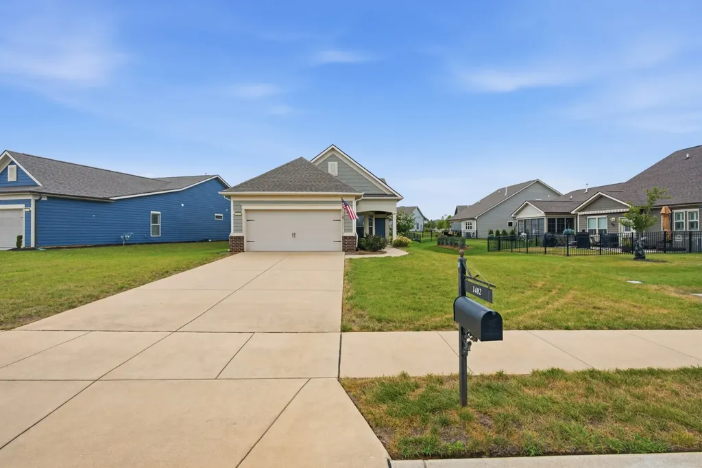 1402 Cannon Lane Spring Hill TN 37174