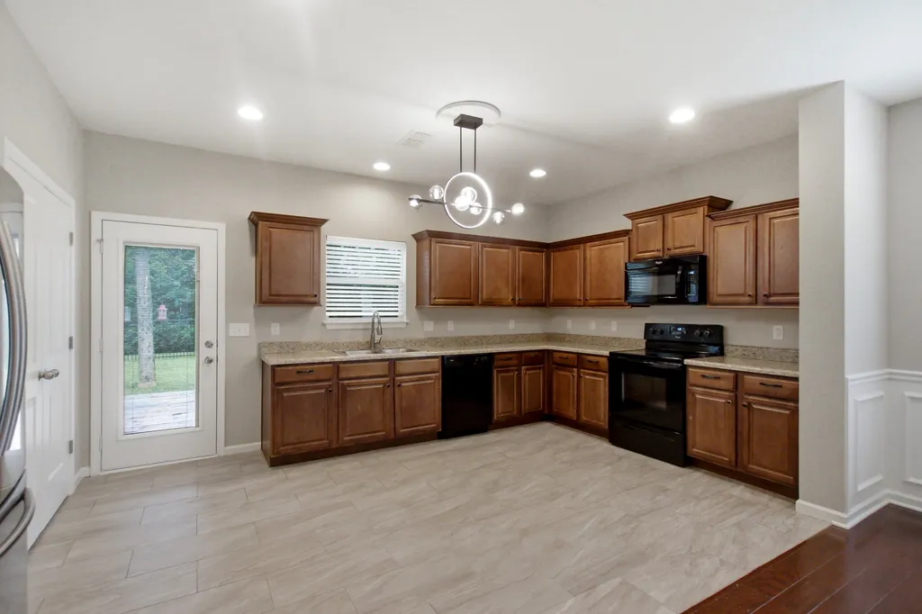 2204 Burnside Drive Murfreesboro TN 37128