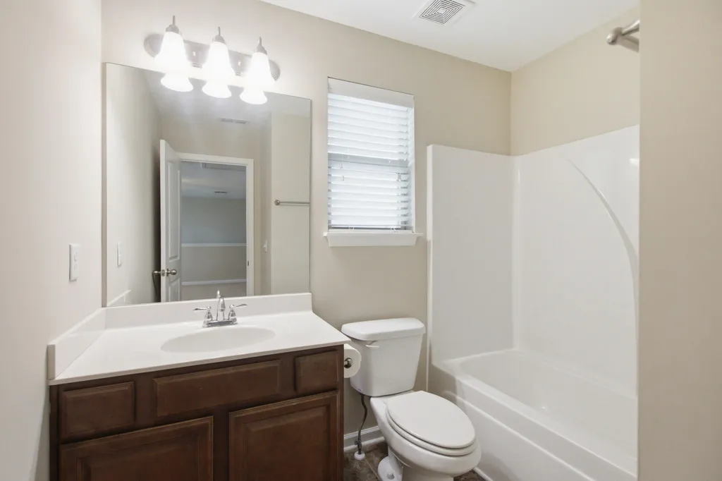 2204 Burnside Drive Murfreesboro TN 37128