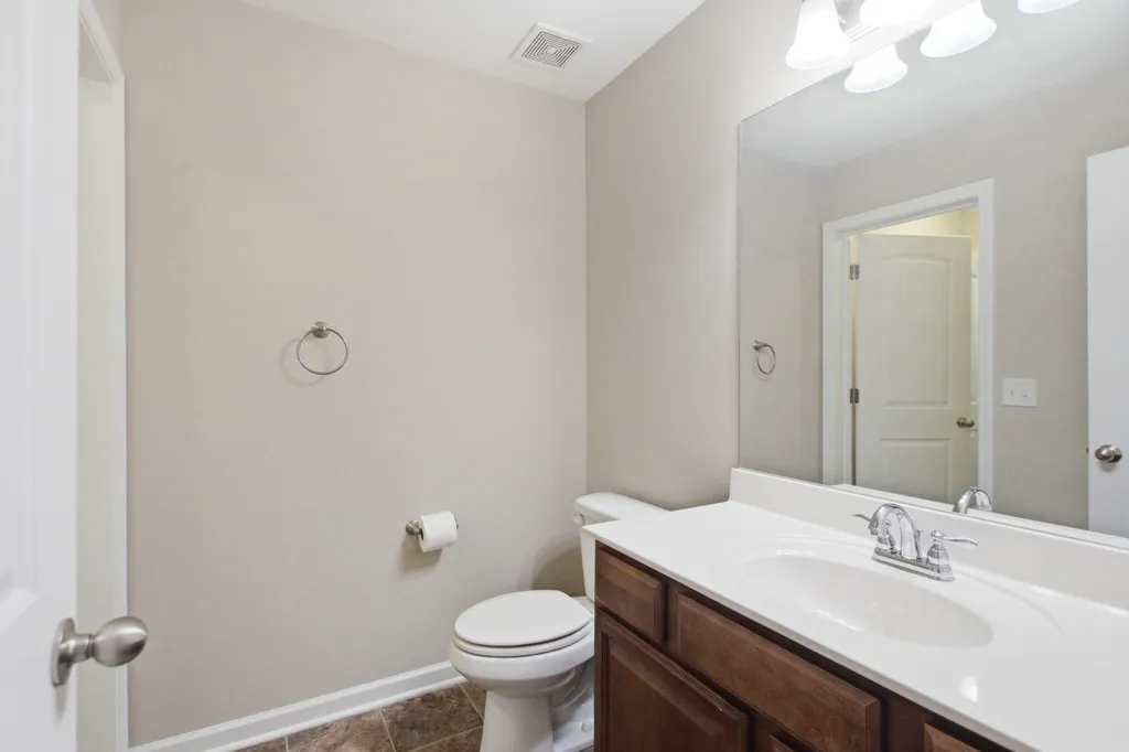 2204 Burnside Drive Murfreesboro TN 37128