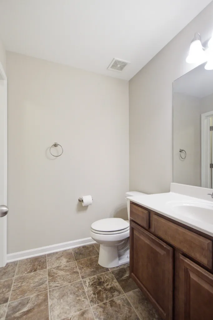 2204 Burnside Drive Murfreesboro TN 37128