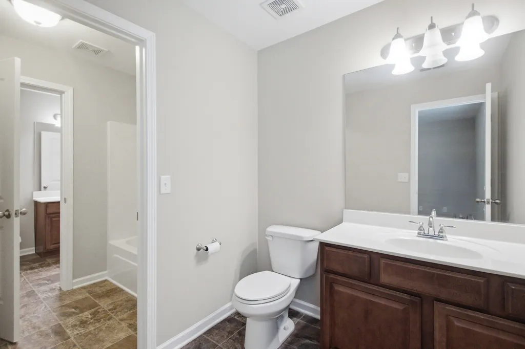 2204 Burnside Drive Murfreesboro TN 37128