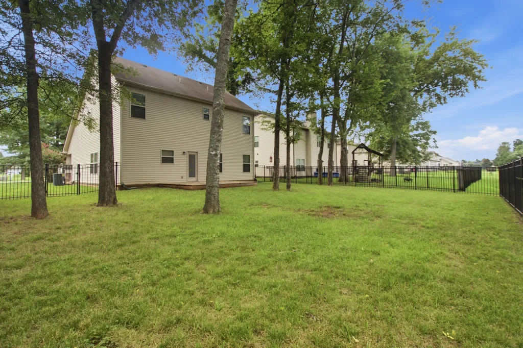 2204 Burnside Drive Murfreesboro TN 37128