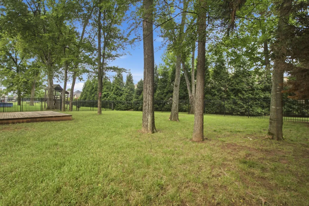 2204 Burnside Drive Murfreesboro TN 37128