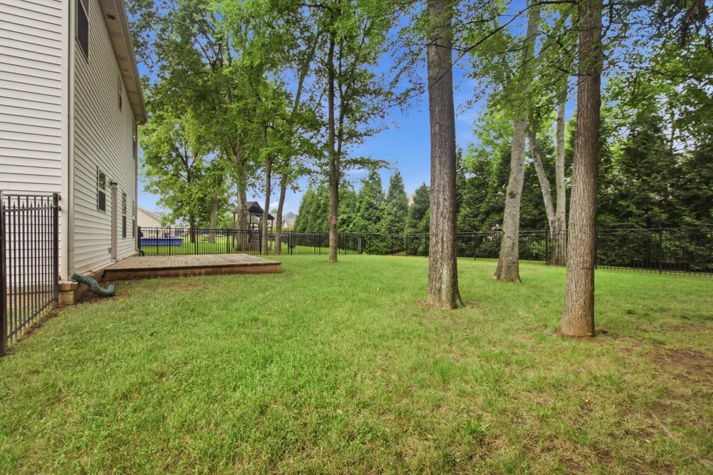 2204 Burnside Drive Murfreesboro TN 37128