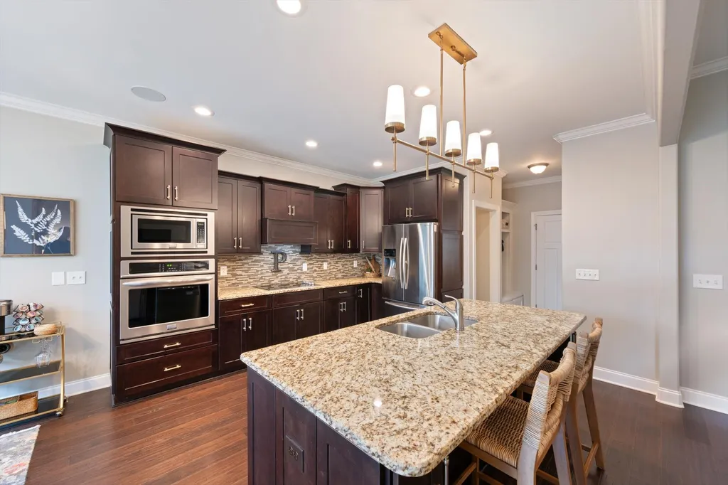730 Dallas Court Murfreesboro TN 37130