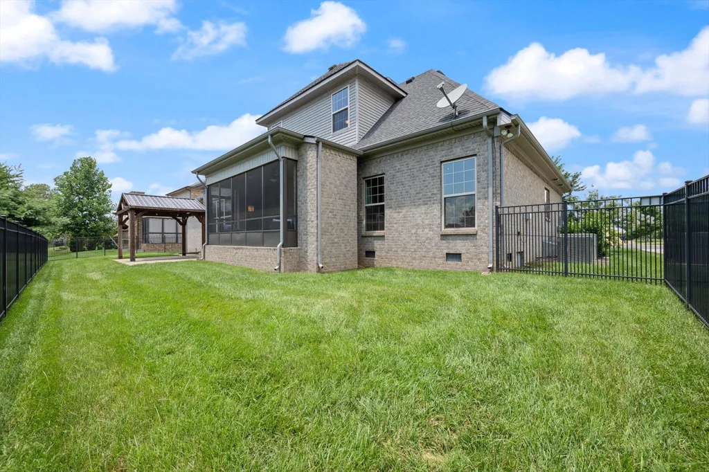 730 Dallas Court Murfreesboro TN 37130