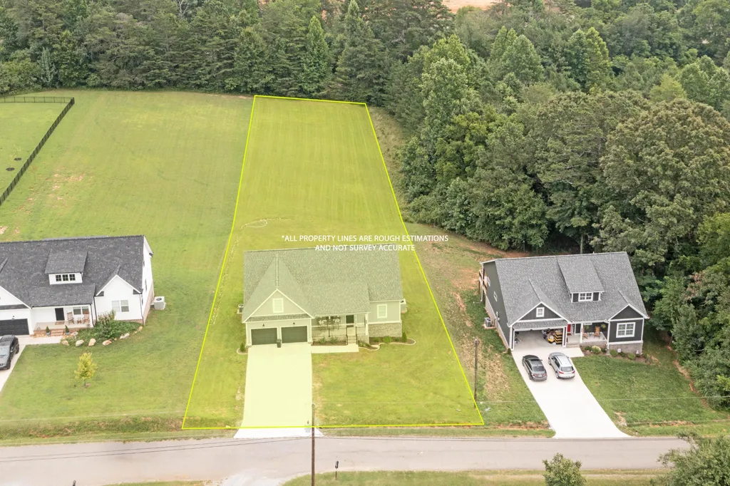 725 Riddle Road Dayton TN 37321