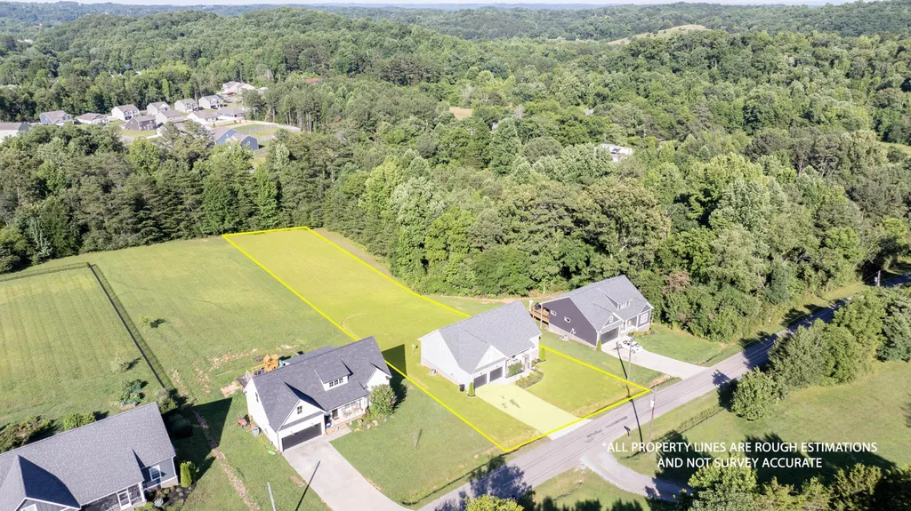 725 Riddle Road Dayton TN 37321