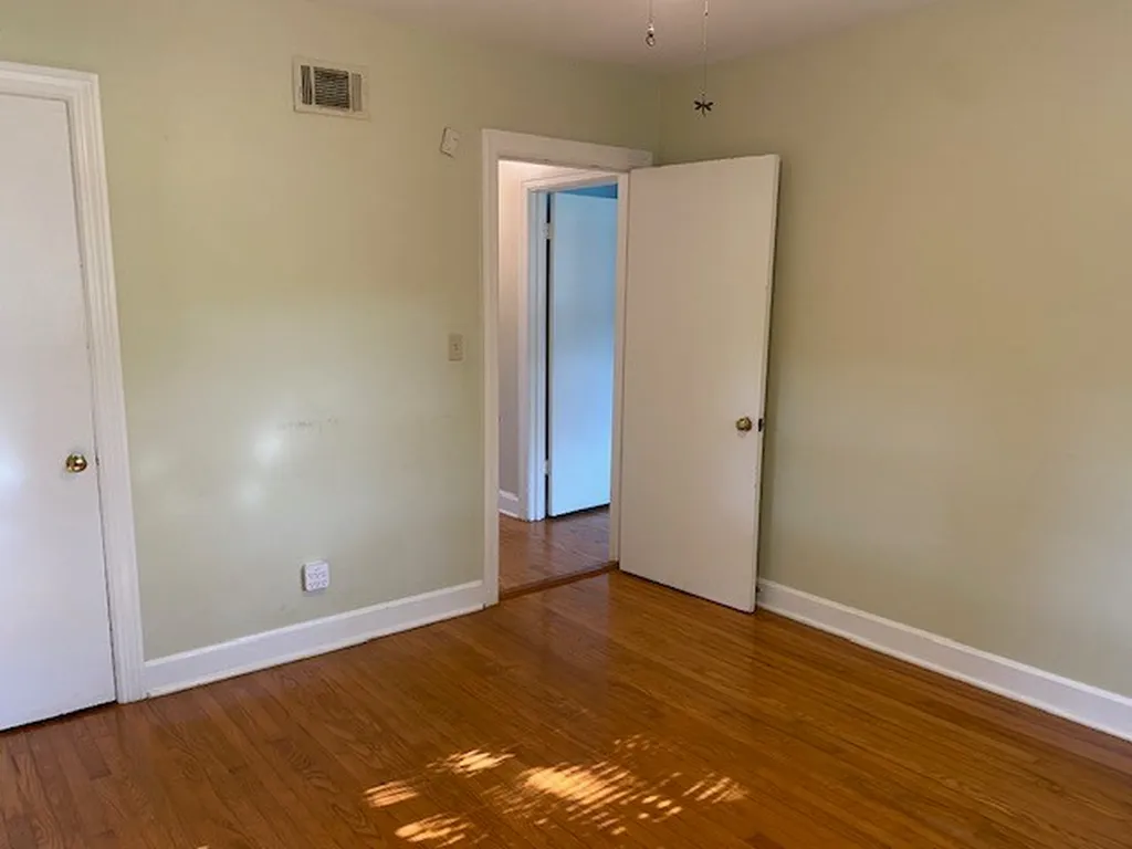 472 Manley Drive Nashville TN 37220