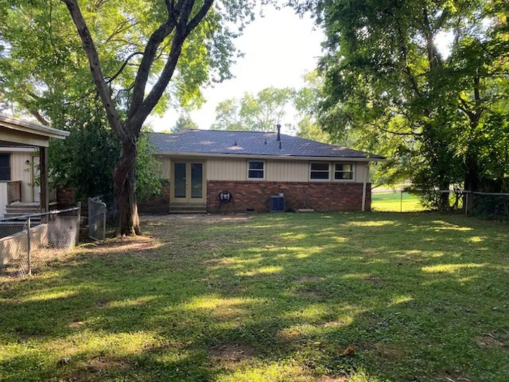 472 Manley Drive Nashville TN 37220