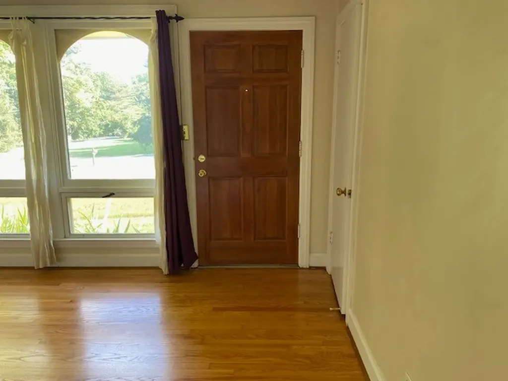 472 Manley Drive Nashville TN 37220