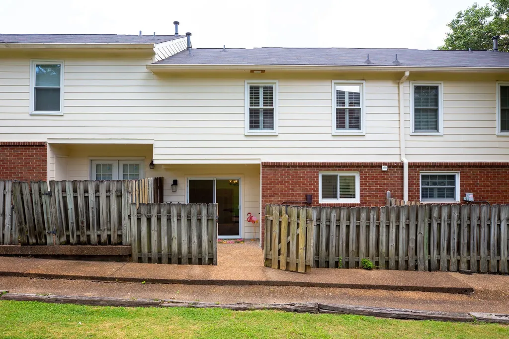 5510 Country Drive Nashville TN 37211