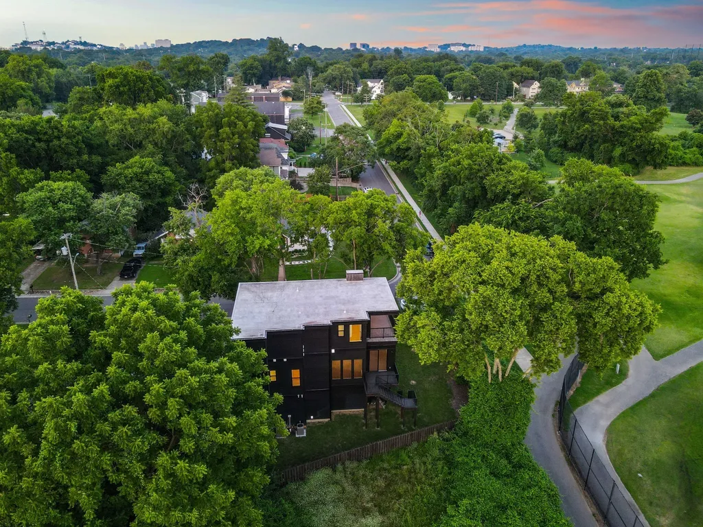 189 53rd Ave, N Nashville TN 37209