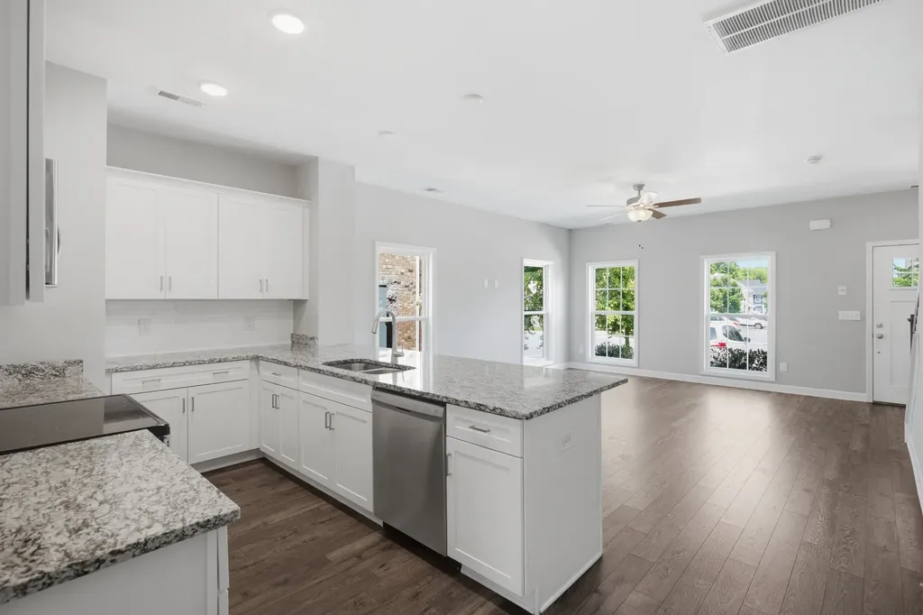 5018 Isabella Lane Hendersonville TN 37075