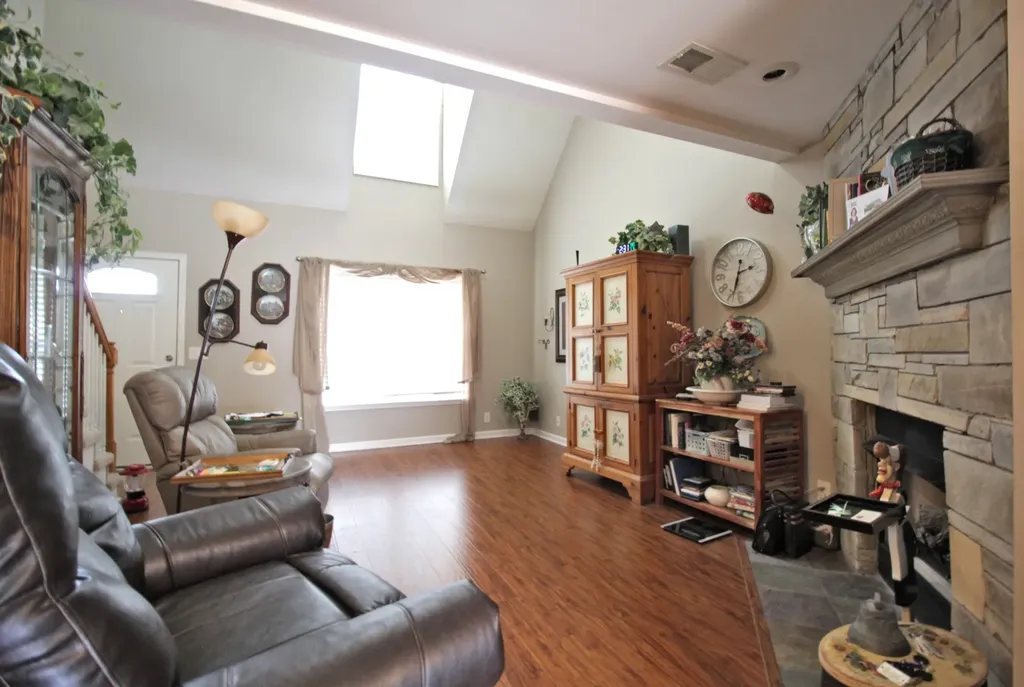 103 Shore Drive White House TN 37188