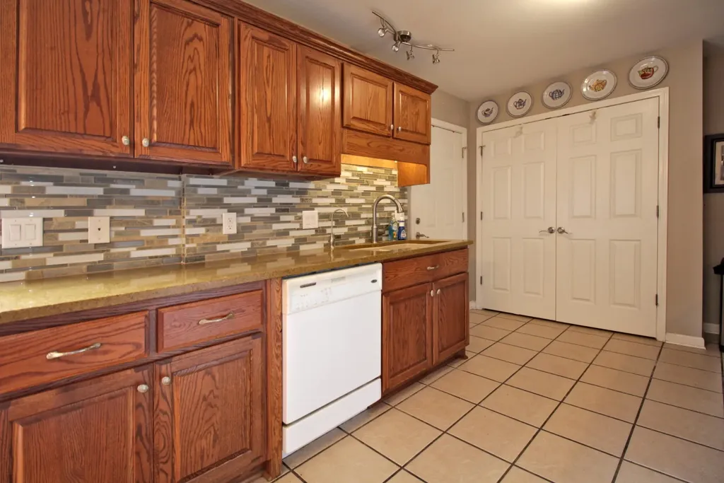 103 Shore Drive White House TN 37188
