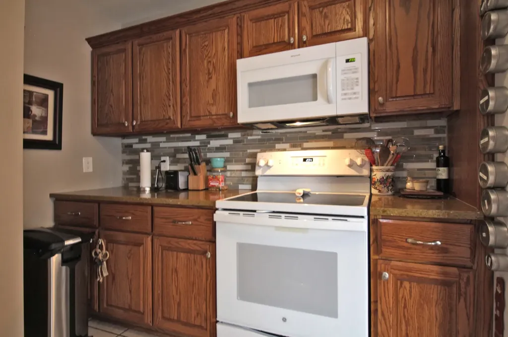 103 Shore Drive White House TN 37188