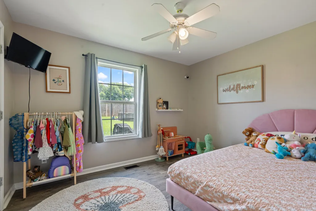 1967 Farmington Court Columbia TN 38401