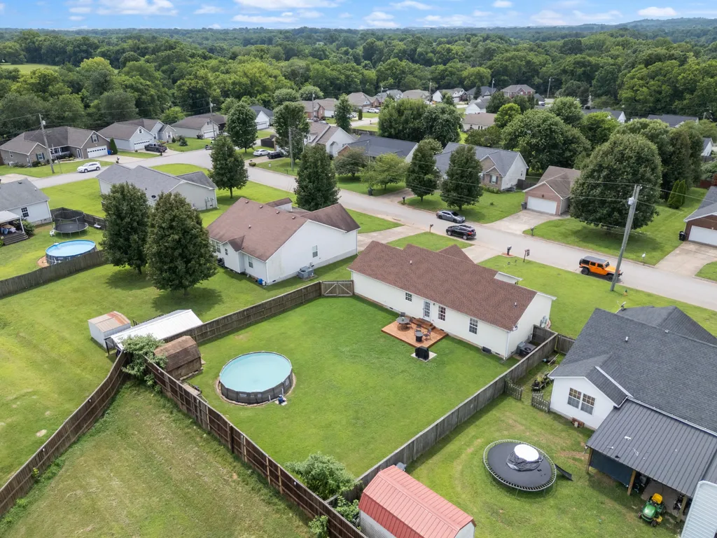 1967 Farmington Court Columbia TN 38401