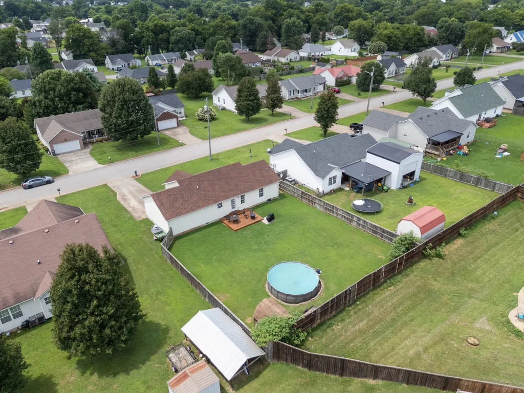1967 Farmington Court Columbia TN 38401