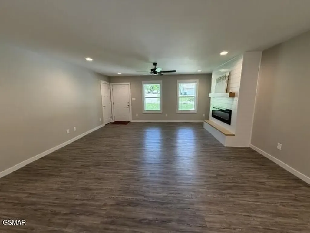 619 Emerald Avenue Seymour TN 37865