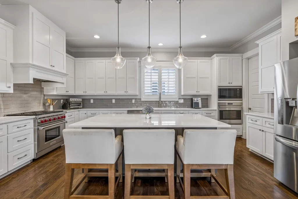 4601 Granny White Pike Nashville TN 37220