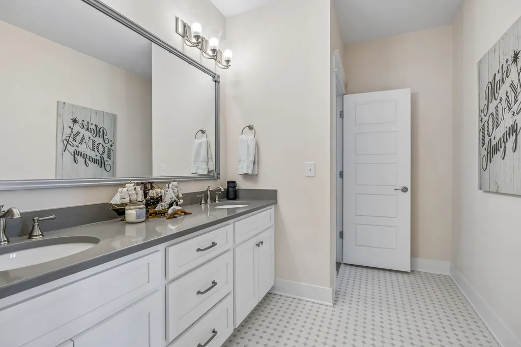 4601 Granny White Pike Nashville TN 37220