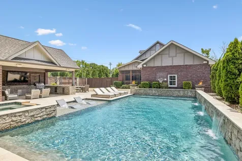 4601 Granny White Pike Nashville TN 37220