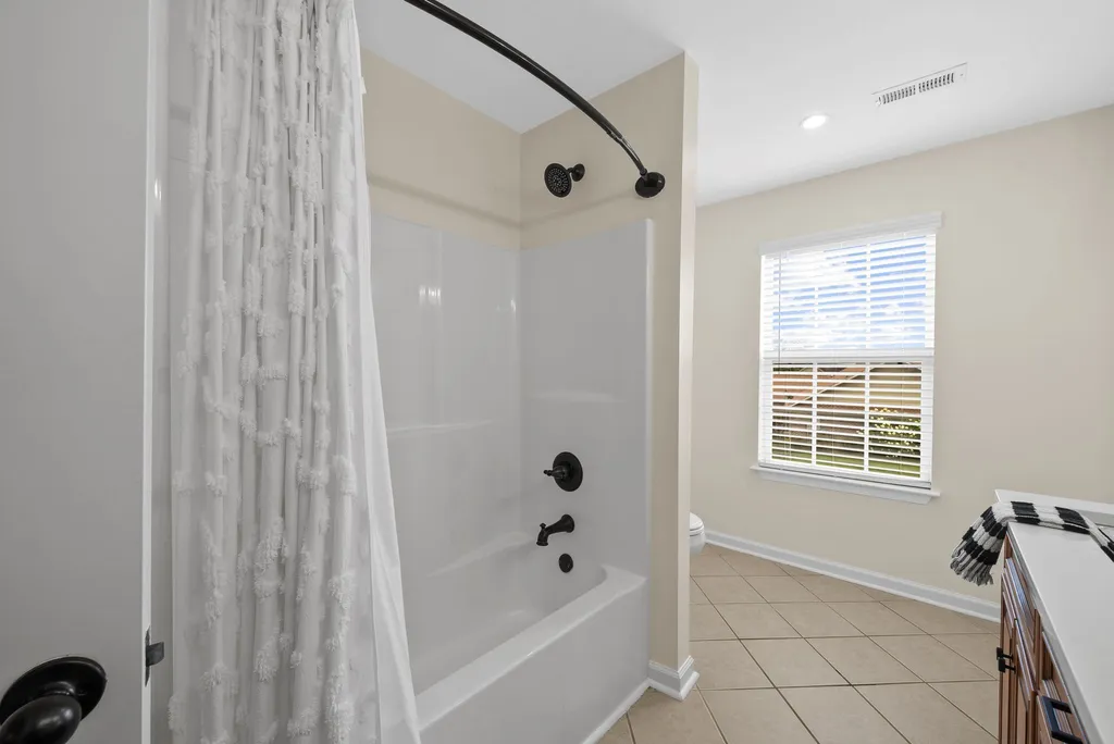 1032 Neeleys Bend Spring Hill TN 37174
