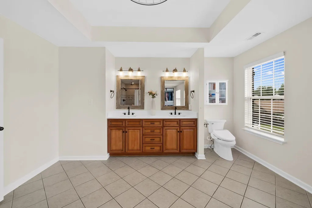 1032 Neeleys Bend Spring Hill TN 37174