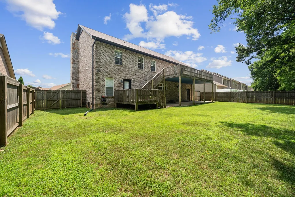 1032 Neeleys Bend Spring Hill TN 37174