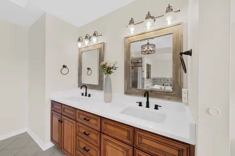 1032 Neeleys Bend Spring Hill TN 37174
