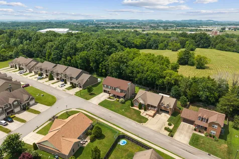 1032 Neeleys Bend Spring Hill TN 37174