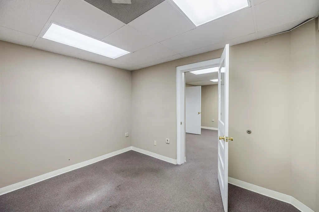 112 W Lauderdale Street Tullahoma TN 37388