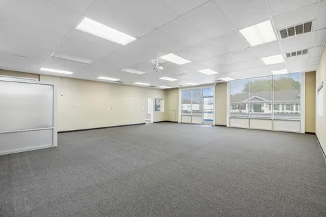 112 W Lauderdale Street Tullahoma TN 37388