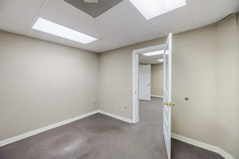 112 W Lauderdale Street Tullahoma TN 37388