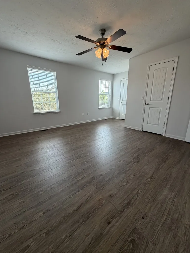 2417 New Holland Circle Murfreesboro TN 37128