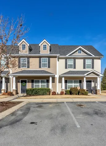 2417 New Holland Circle Murfreesboro TN 37128