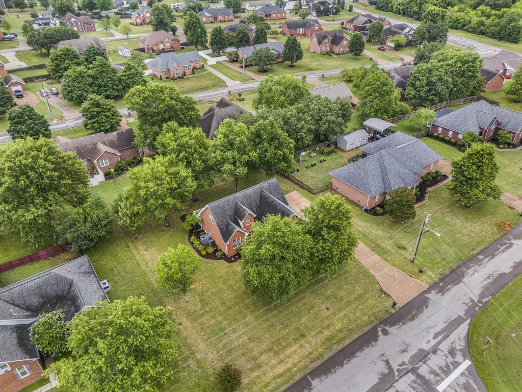 306 Chestnut Lane Lebanon TN 37087