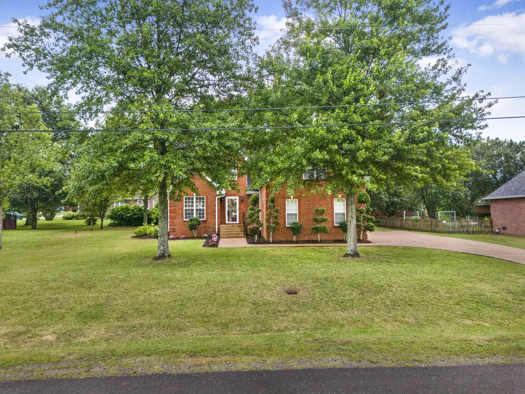 306 Chestnut Lane Lebanon TN 37087