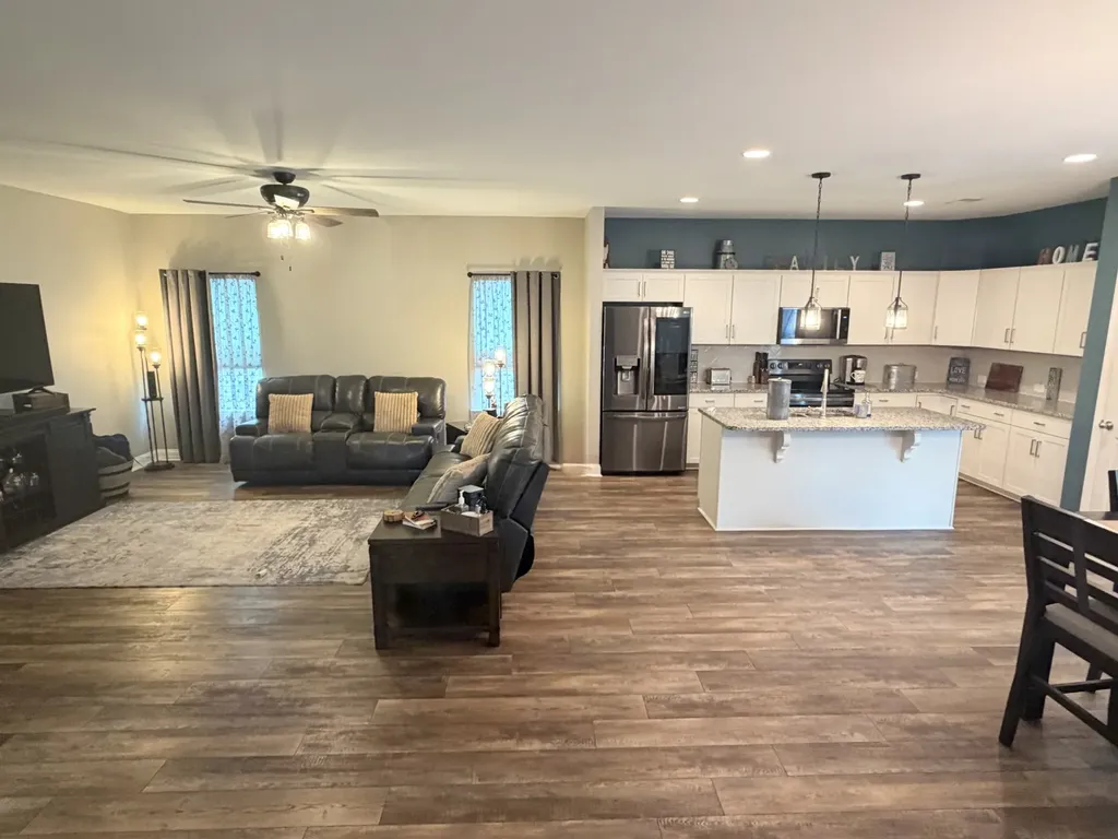 1036 Westgate Drive Gallatin TN 37066