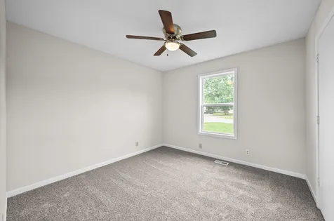 307 Alan Court Oak Grove KY 42262