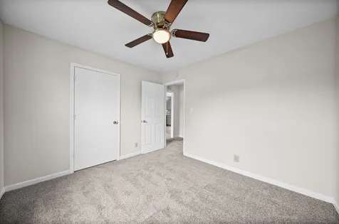 307 Alan Court Oak Grove KY 42262