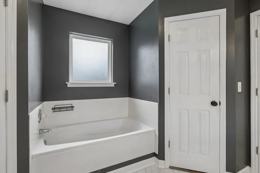 2055 Bon Drive Greenbrier TN 37073