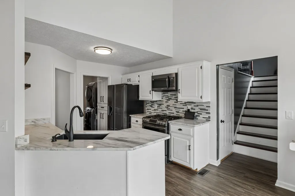 2055 Bon Drive Greenbrier TN 37073