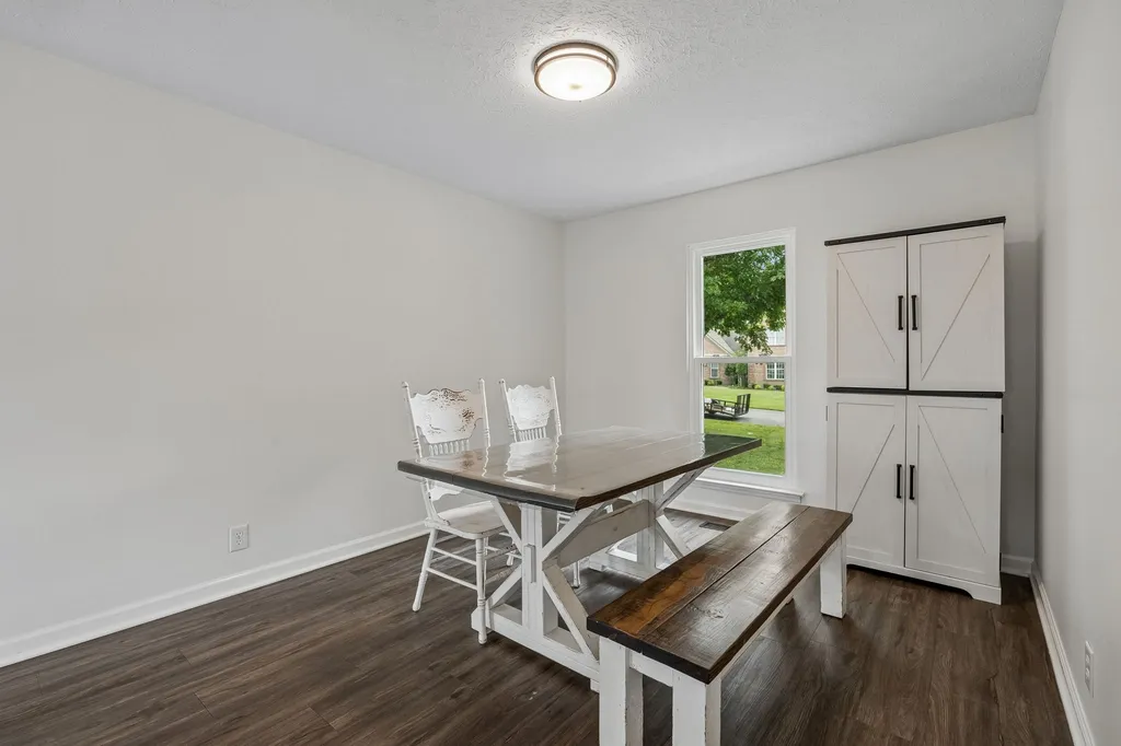 2055 Bon Drive Greenbrier TN 37073